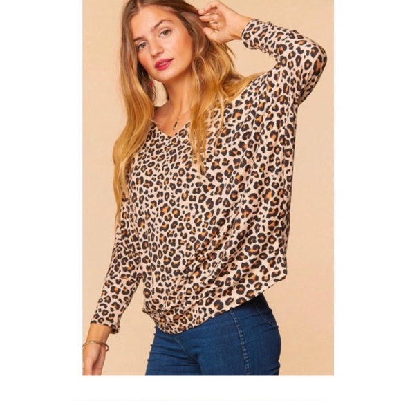 10 Haptics Plus Leopard Animal Print V-Neck Dolman - Picture 6 of 6